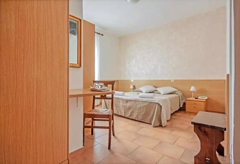 فندق صغير Rondò