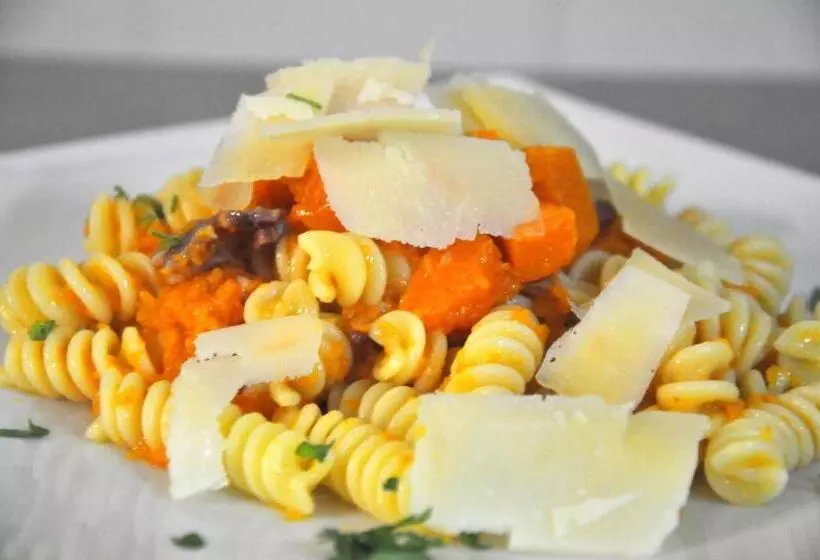 Отель Albergo Riviera Spineta