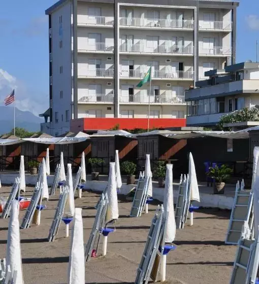 Отель Albergo Riviera Spineta