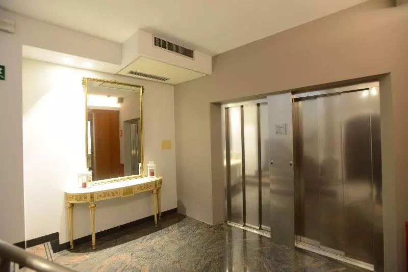 فندق Albergo Roma, Bw Signature Collection