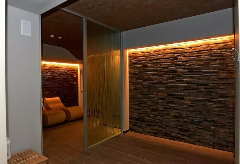 فندق Albergo Roma, Bw Signature Collection