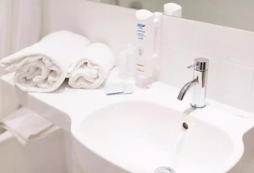 هتل Colle Del Sole