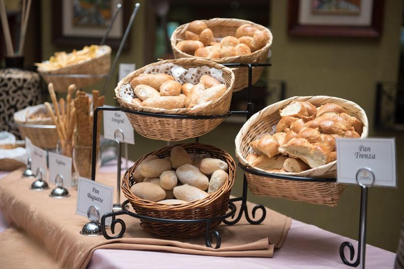 Copantl Hotel & Convention Center