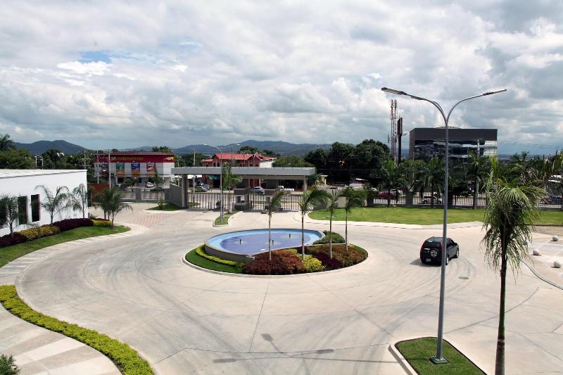 Copantl Hotel & Convention Center