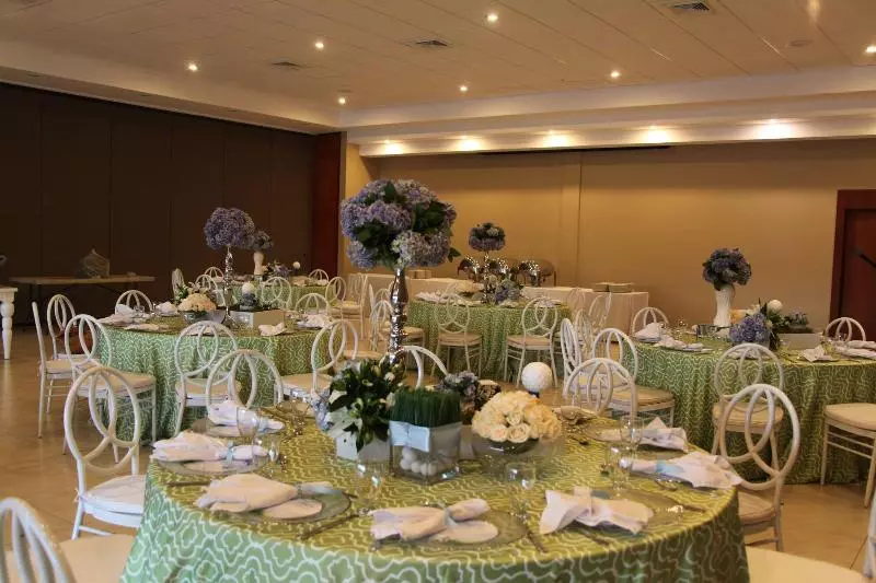 Copantl Hotel & Convention Center