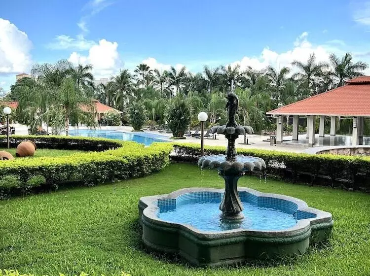 Copantl Hotel & Convention Center