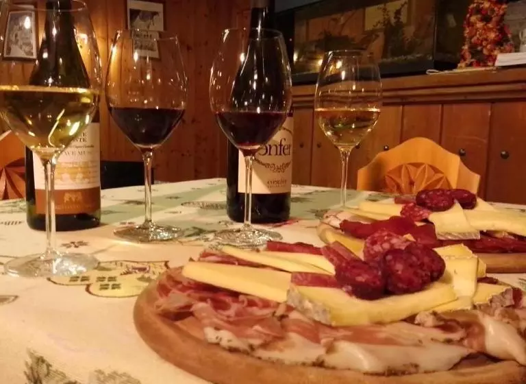 Отель Des Glaciers