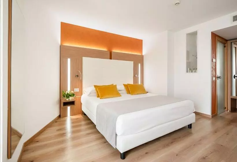 ホテル Kriss Internazionale