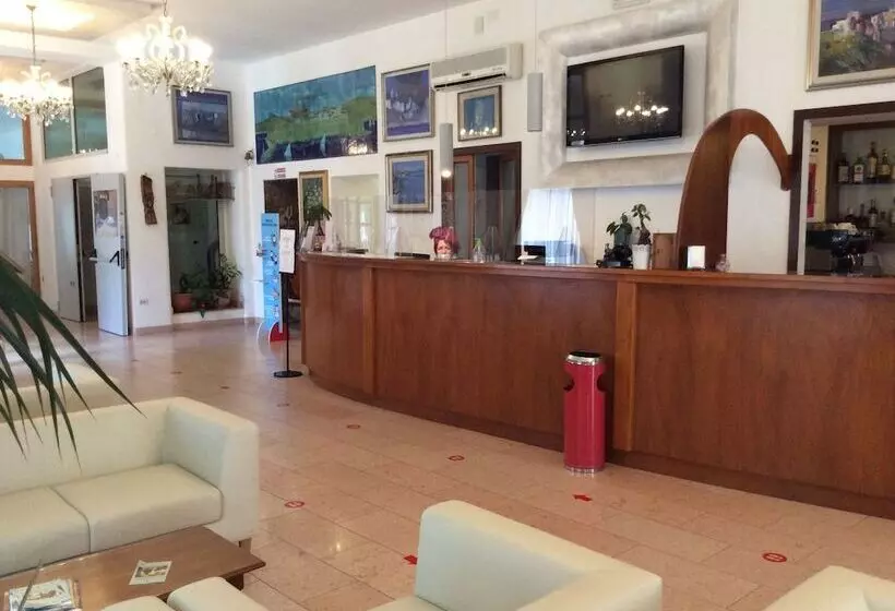 Отель La Margherita & Spa