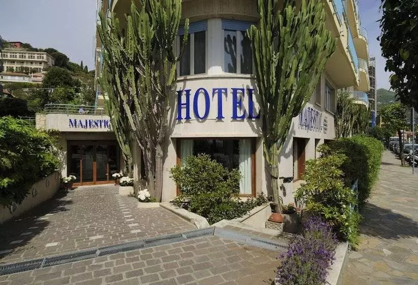 Majestic By Lvg Hotel Collection