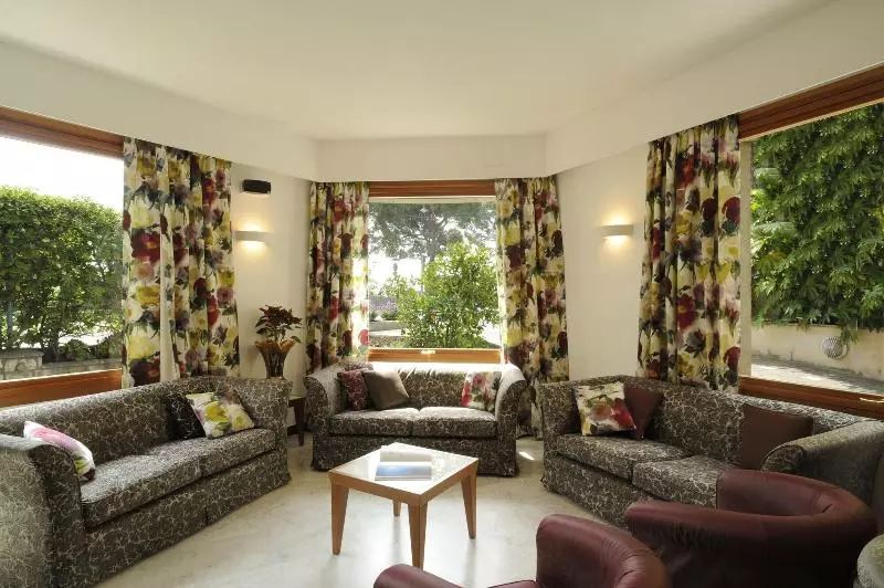 Majestic By Lvg Hotel Collection