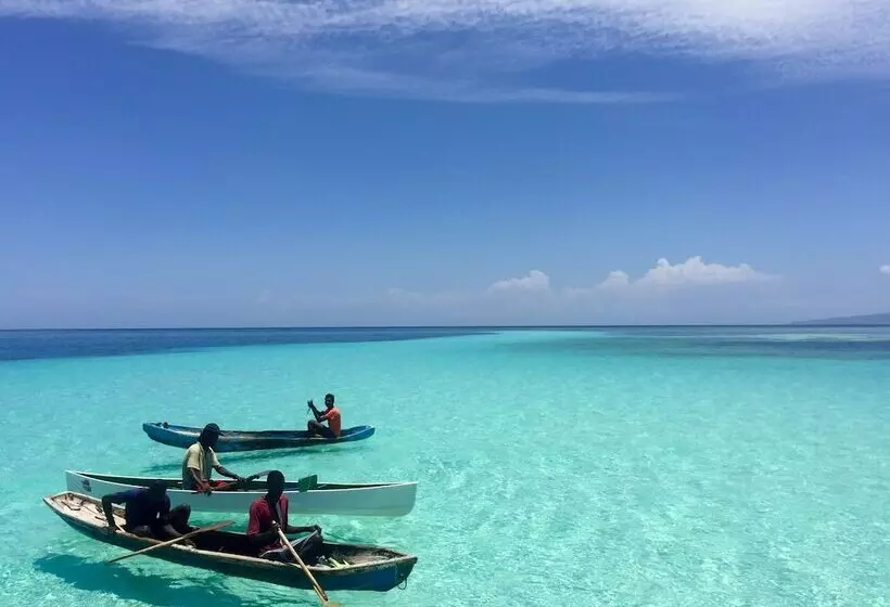 هتل Moulin Sur Mer