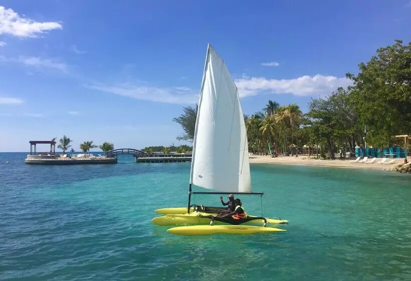 هتل Moulin Sur Mer