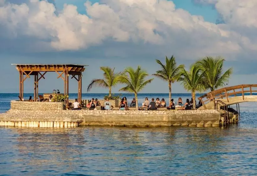 هتل Moulin Sur Mer