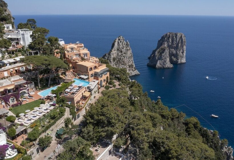 هتل Punta Tragara