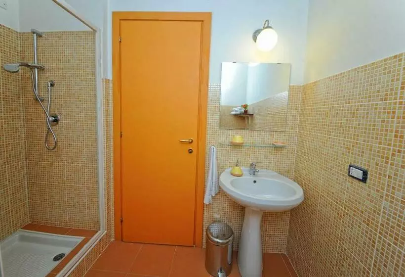 호텔 Raggio Di Sole Valmontone