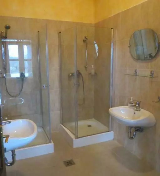 호텔 Sarlóspuszta Club