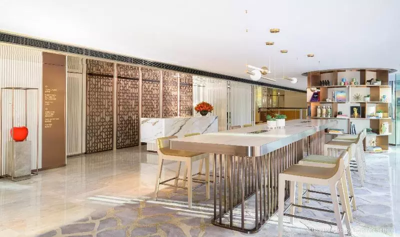 The Royal Pacific Hotel & Towers