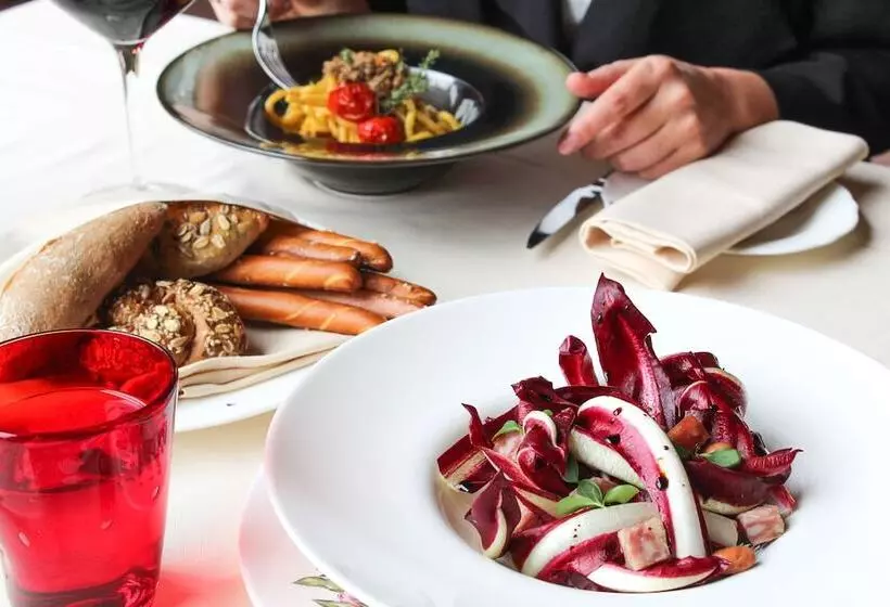 Villa Michelangelo Vicenza – Starhotels Collezione