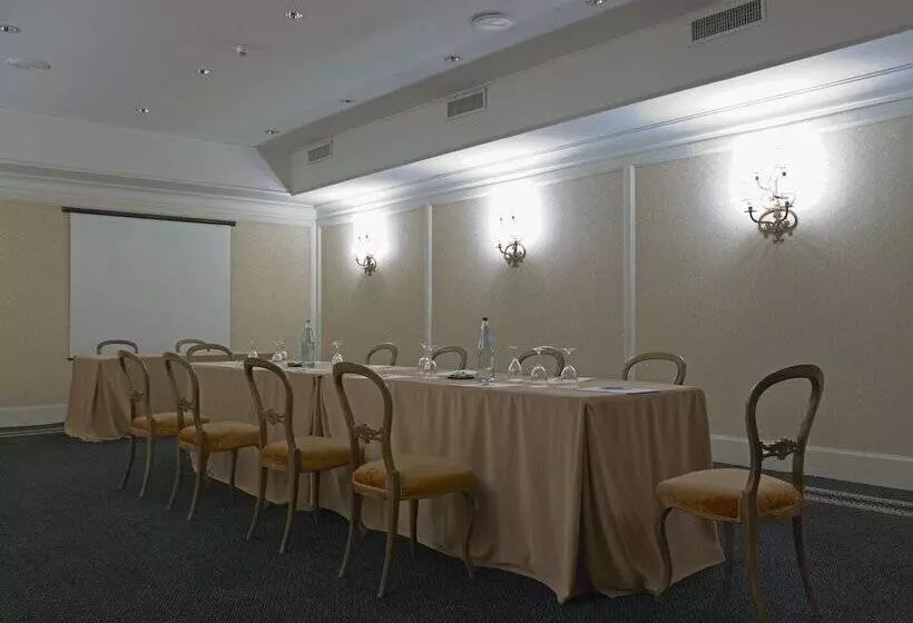 Anglo American Hotel Florence, Curio Collection By Hilton