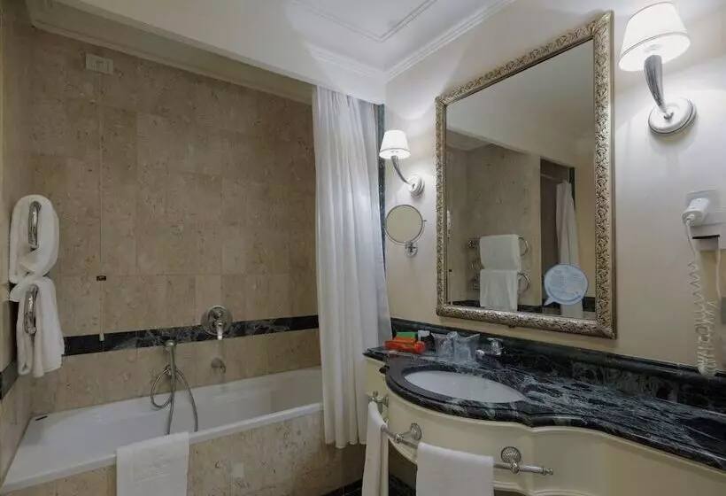 Anglo American Hotel Florence, Curio Collection By Hilton