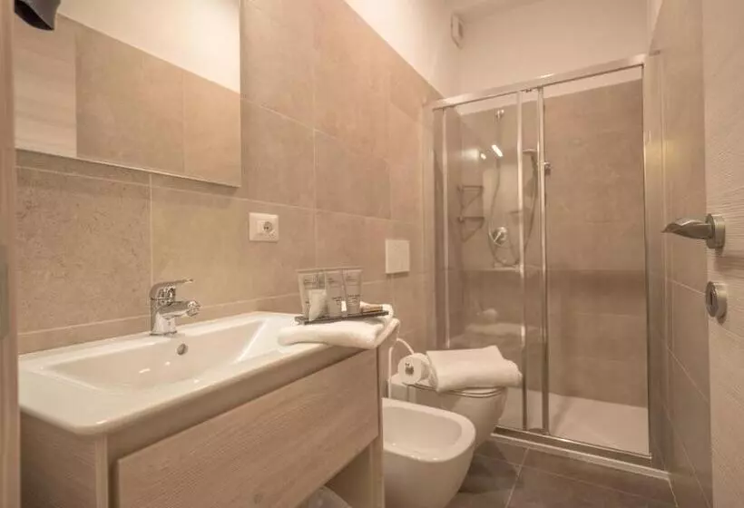 Отель Capo Reamol