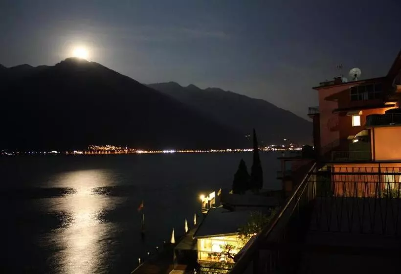 Отель Capo Reamol