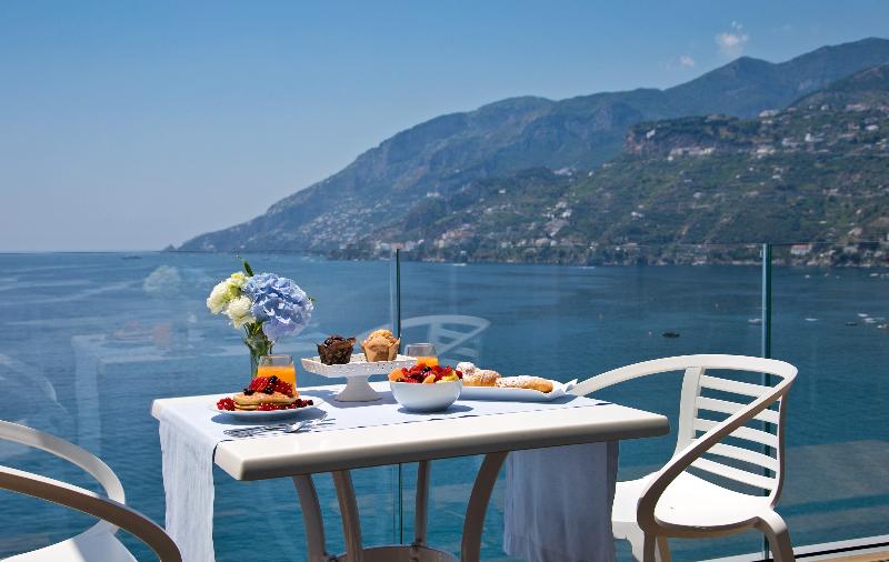 בית מלון כפרי Club Due Torri