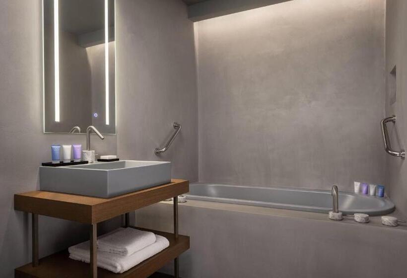 هتل Grand Universe Lucca, Autograph Collection