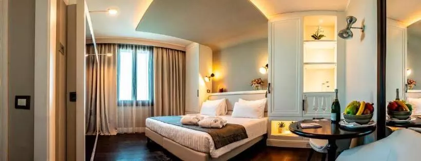 هتل Grande Italia