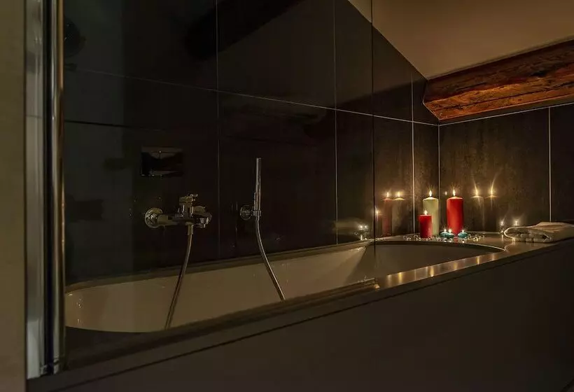 هتل Grande Italia