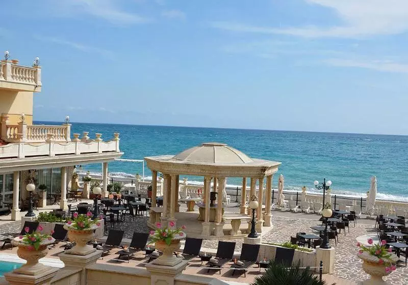 Hellenia Yachting Hotel & Spa