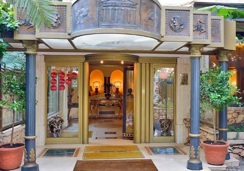 Hellenia Yachting Hotel & Spa