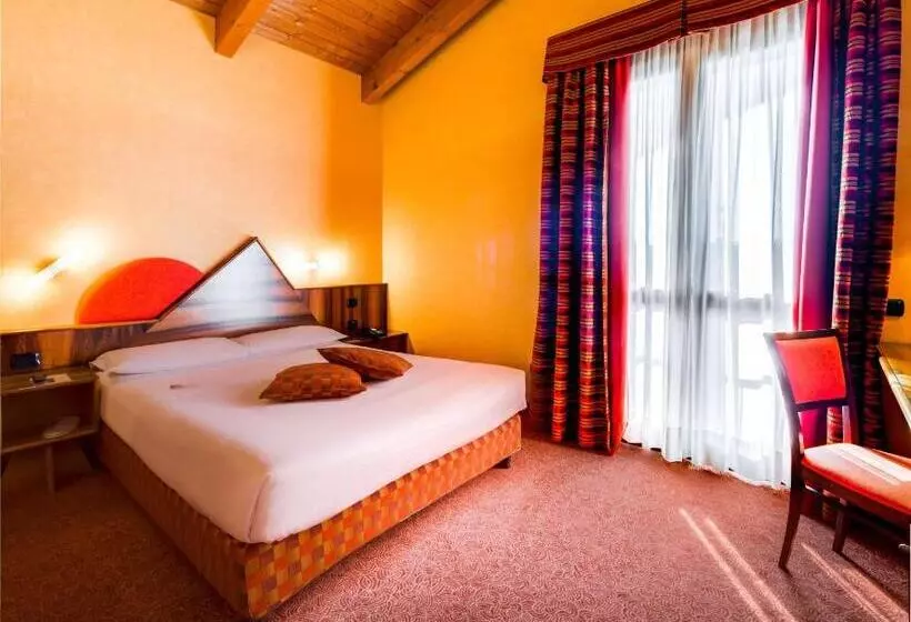 La Villa   Sure Hotel Collection By Best Western