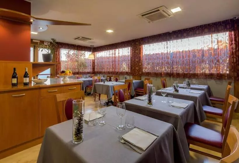 La Villa   Sure Hotel Collection By Best Western