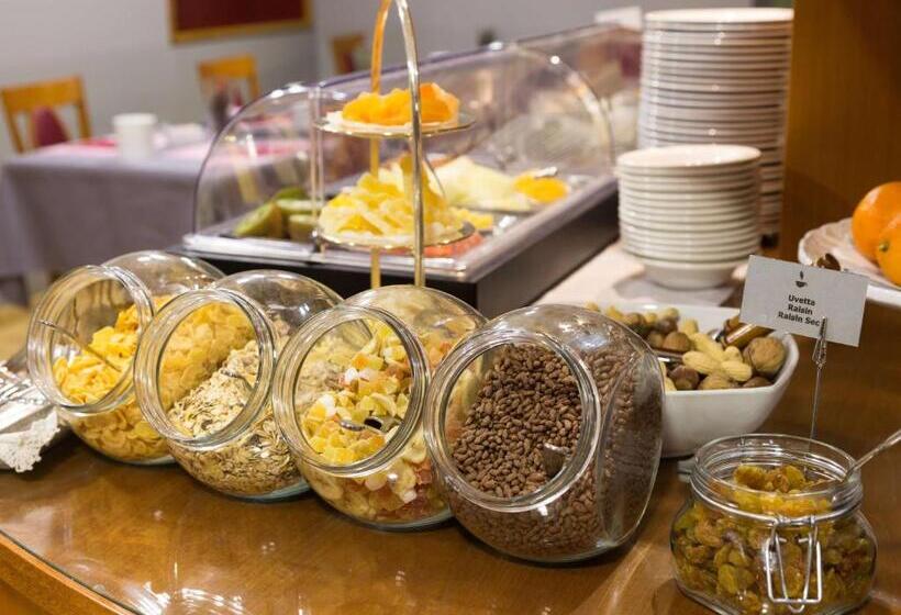 La Villa   Sure Hotel Collection By Best Western