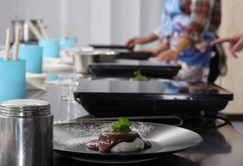 هتل Puntaquattroventi