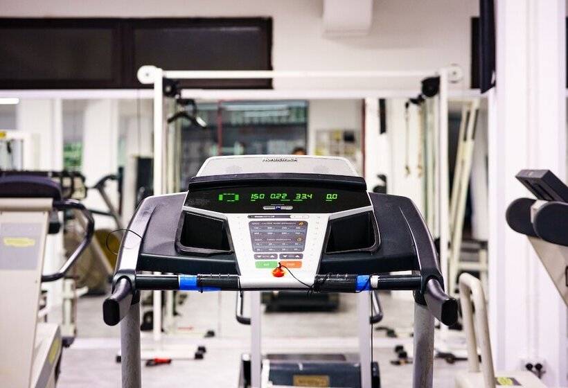 هتل Puntaquattroventi