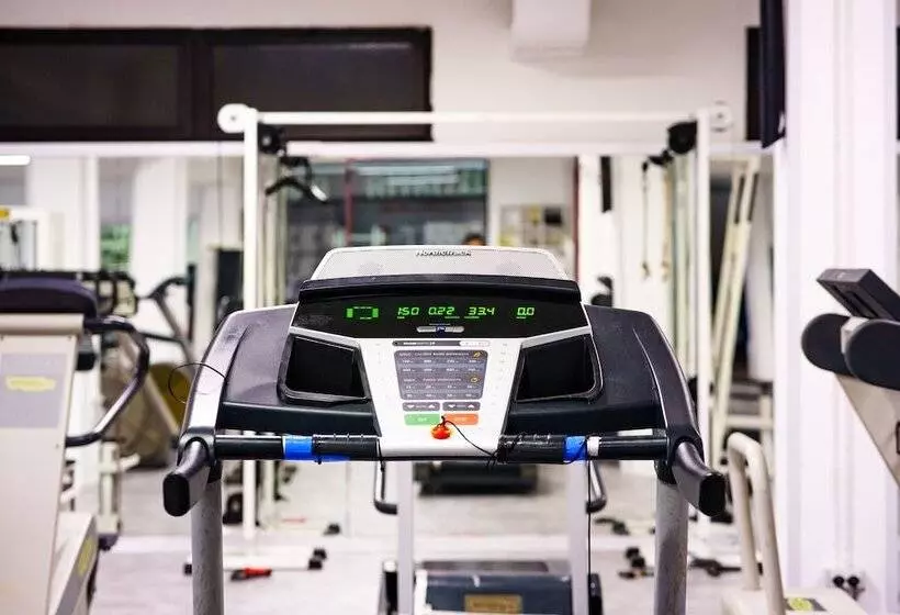 ホテル Puntaquattroventi