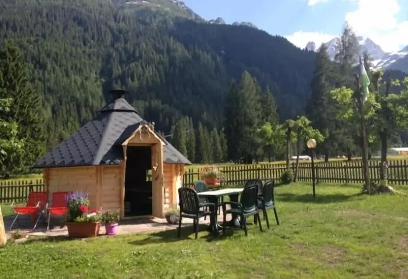 ホテル Stella Alpina