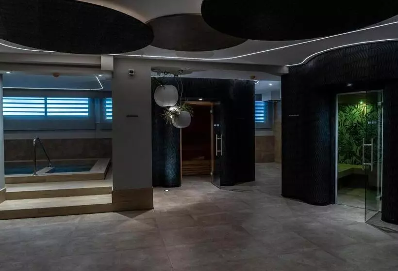 ホテル Ariston & Spa