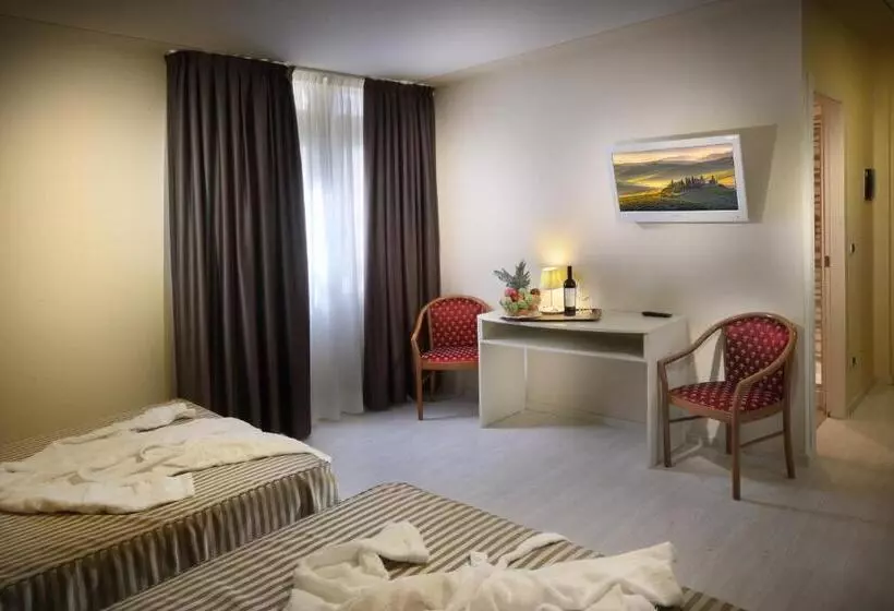 ホテル Ariston & Spa