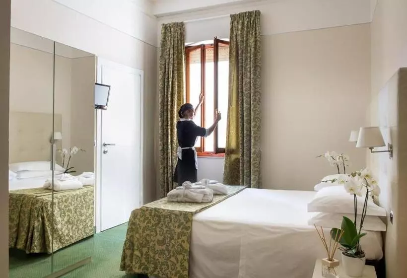 ホテル Ariston & Spa