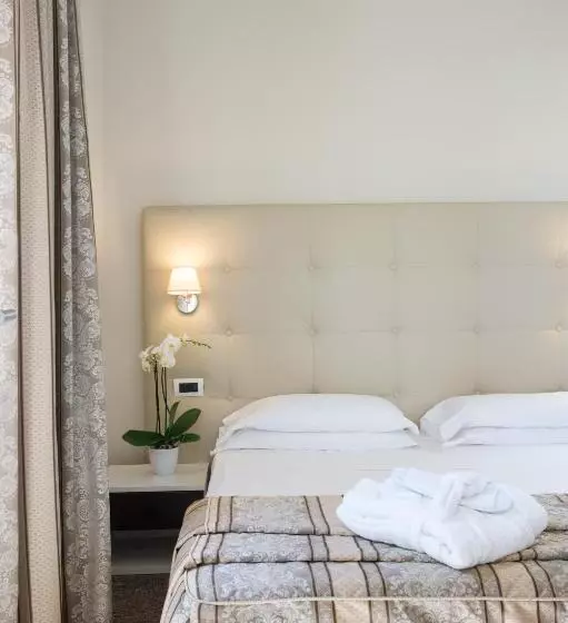 ホテル Ariston & Spa