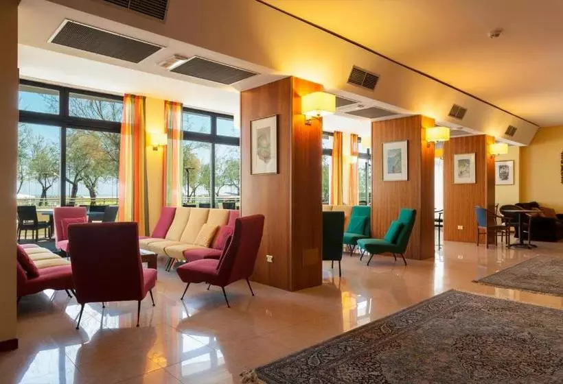 בית מלון כפרי Atlantic Vista Mare