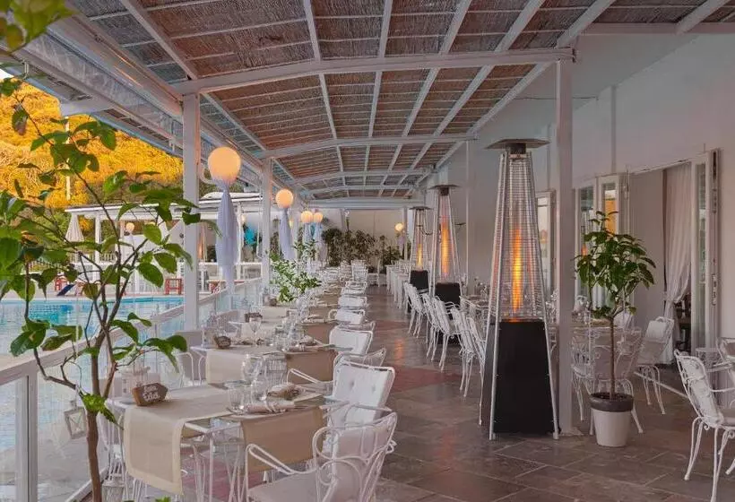 호텔 Chiaia Di Luna