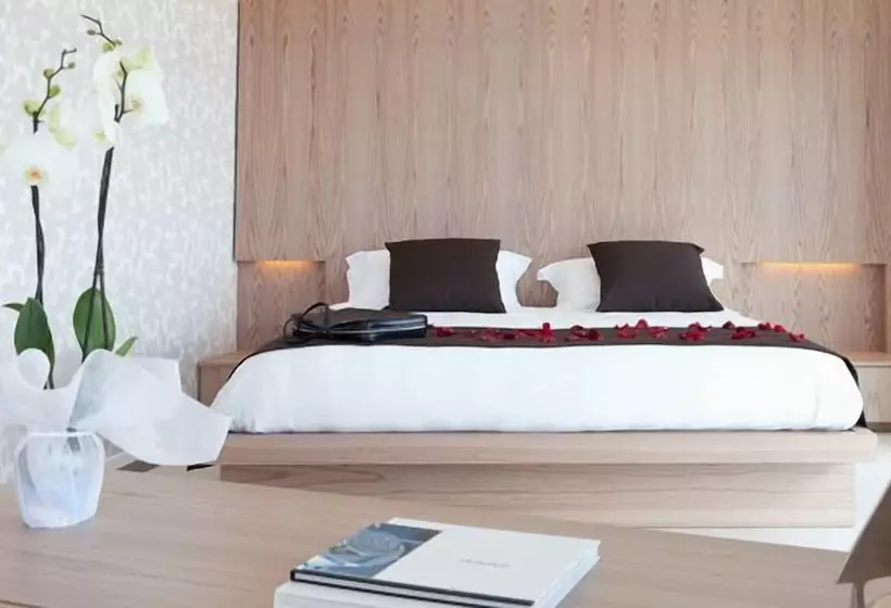 Отель Eolian Milazzo