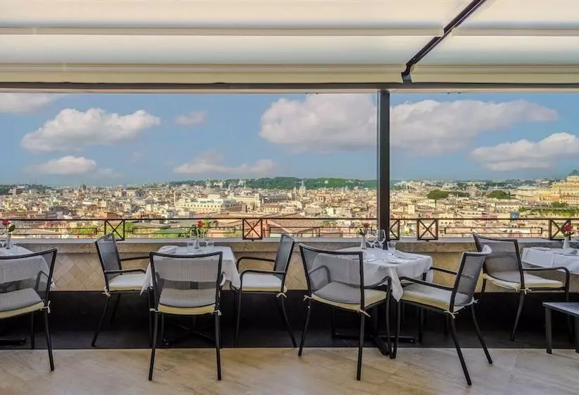 בית מלון כפרי Hassler Roma