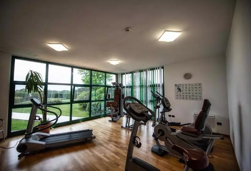 ホテル Lo Scoiattolo Piedmont Bike