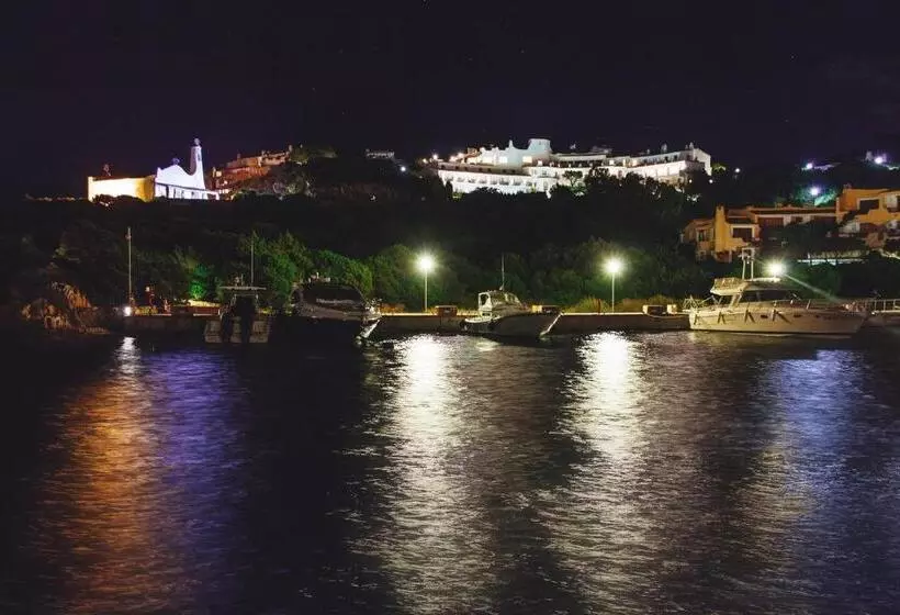 هتل Luci Di La Muntagna